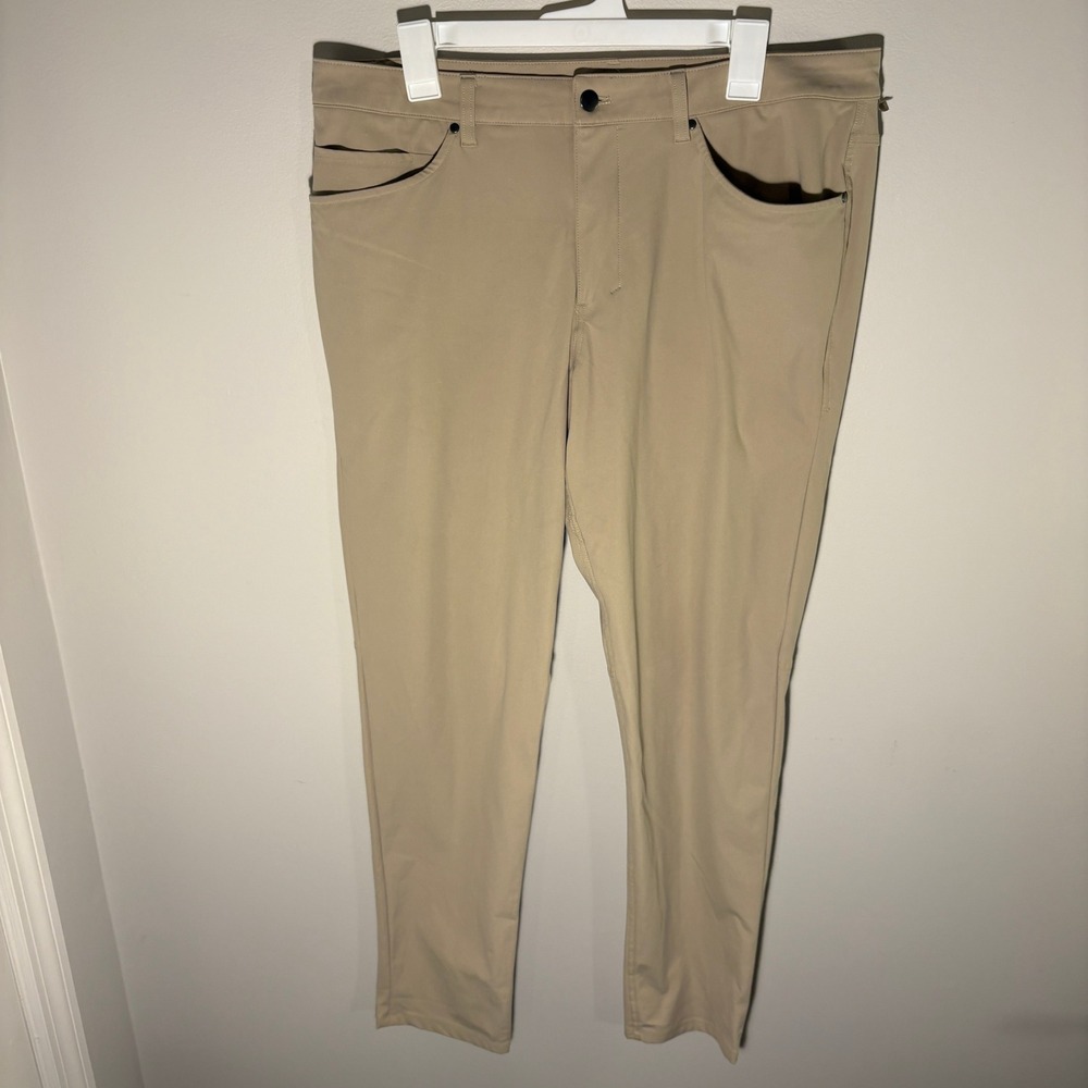 Lululemon ABC Pant Slim Fit Warpstreme Tan Khaki Mens 36 LM5ADAS